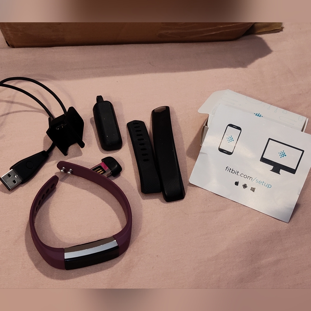 Fitbit - Picture 1 of 14